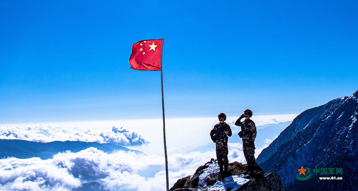 雪海云天里的无声冲锋