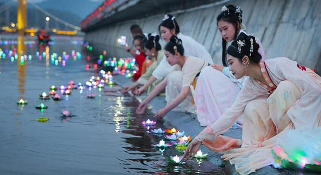 湖北郧西:七夕习俗焕发新的生机