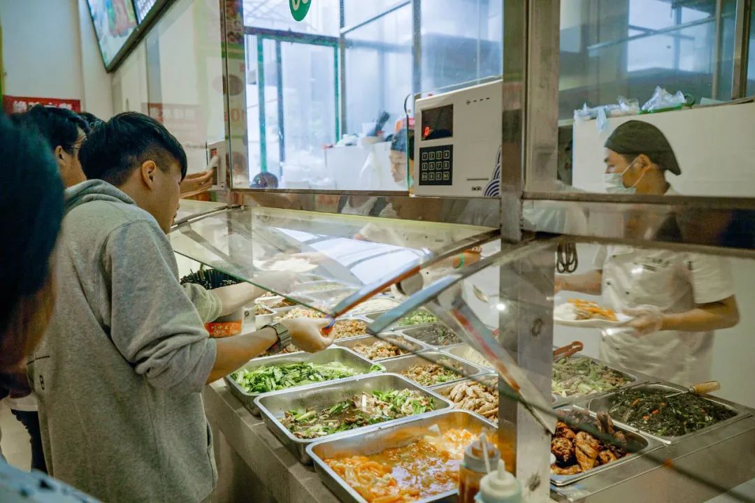 千库网_学校的食堂_摄影图编号59816.jpg