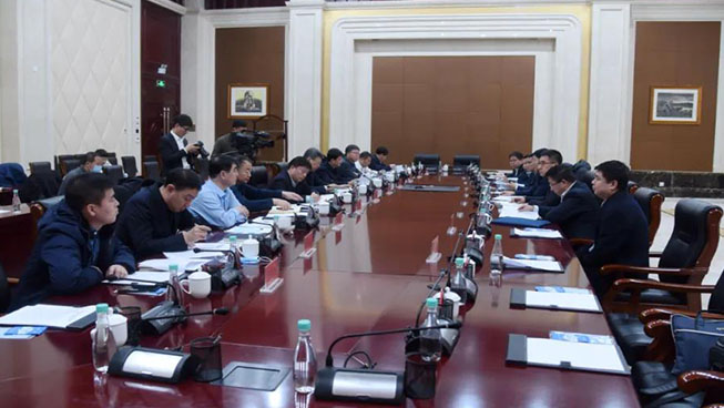 孟宪东会见辽河油田公司总经理孟卫工