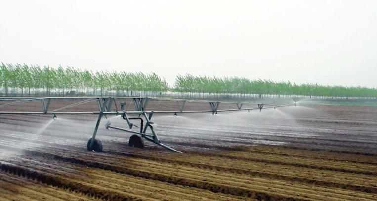  卷盘式喷灌机图片集（悬臂型）